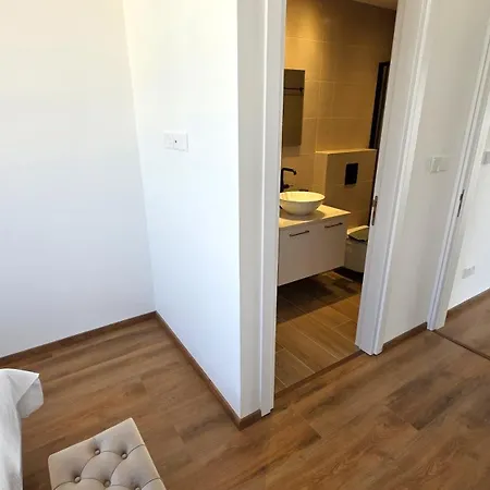 Premium Comfort Living, Elegant 2br Apartment *