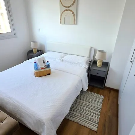 Premium Comfort Living, Elegant 2br * Larnaka