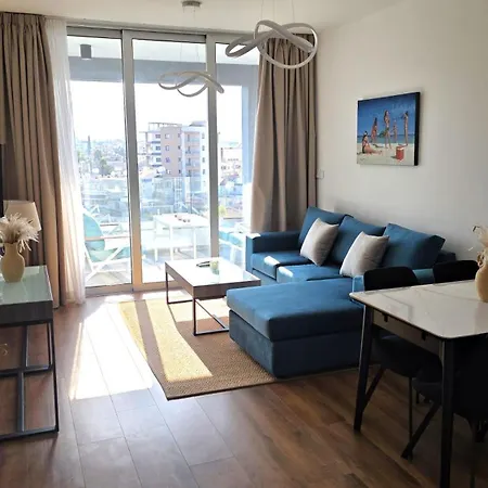Apartment Premium Comfort Living, Elegant 2br Larnaca
