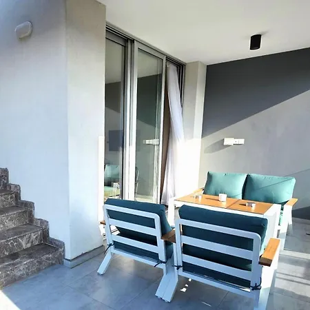 Premium Comfort Living, Elegant 2br